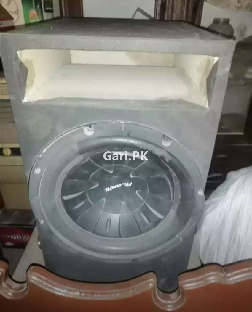 Sound System Woofer Wooffer Basser 4 Chanel Amplifier Amp Buffer Bufer