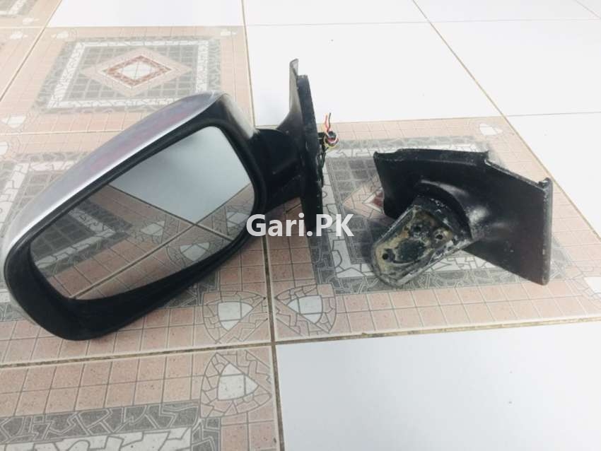 Toyota Vitz Side Mirror Mirrors 2024 Mirrors Car Spare Part in Karachi