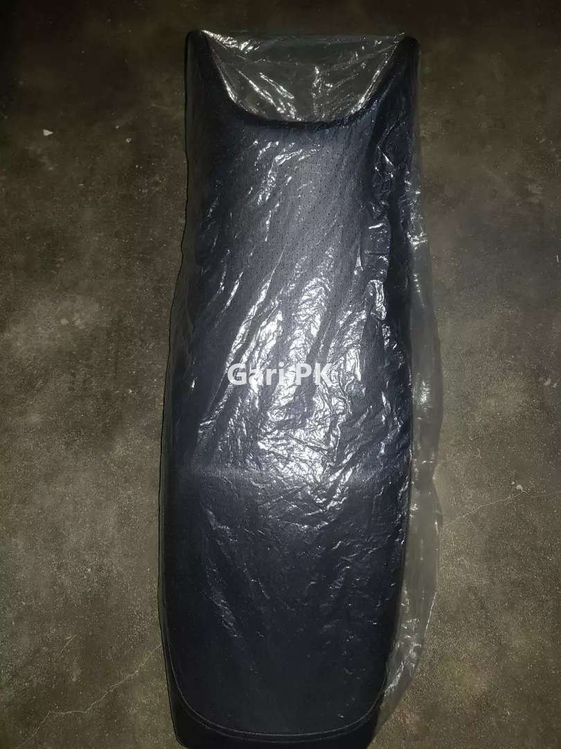 Yamaha Ybr New Seat Purchased From Company Bike Parts 2023 Bike Parts
