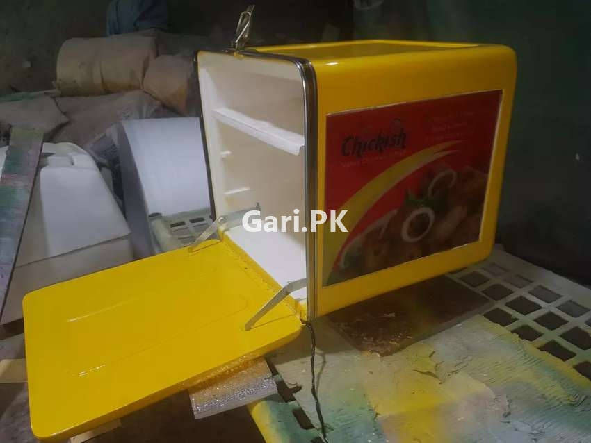 Insulated Delivery Box With Led LEDs 2024 LEDs Bike Spare Part in Lahore