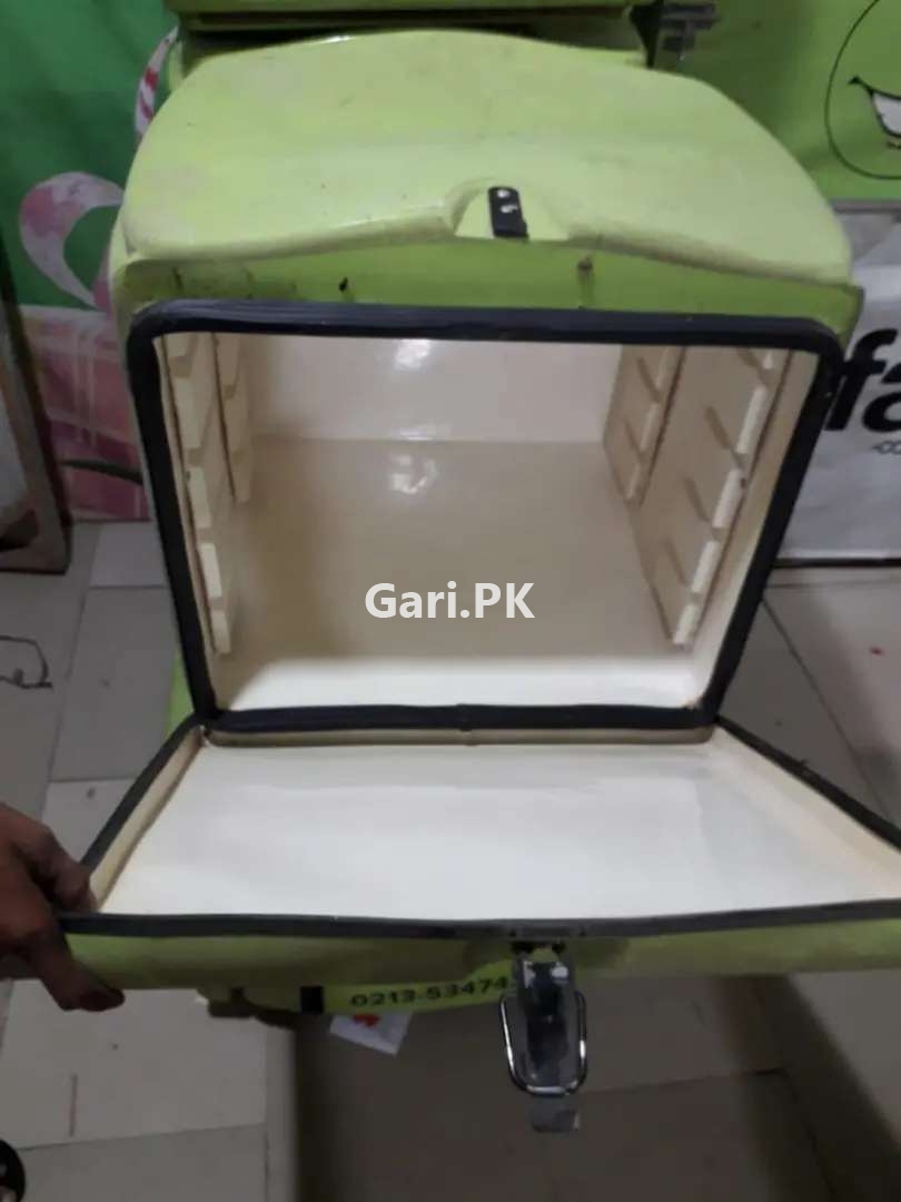 Food Delivery Boxes Fiber 2022 Other Car Spare Part in Karachi