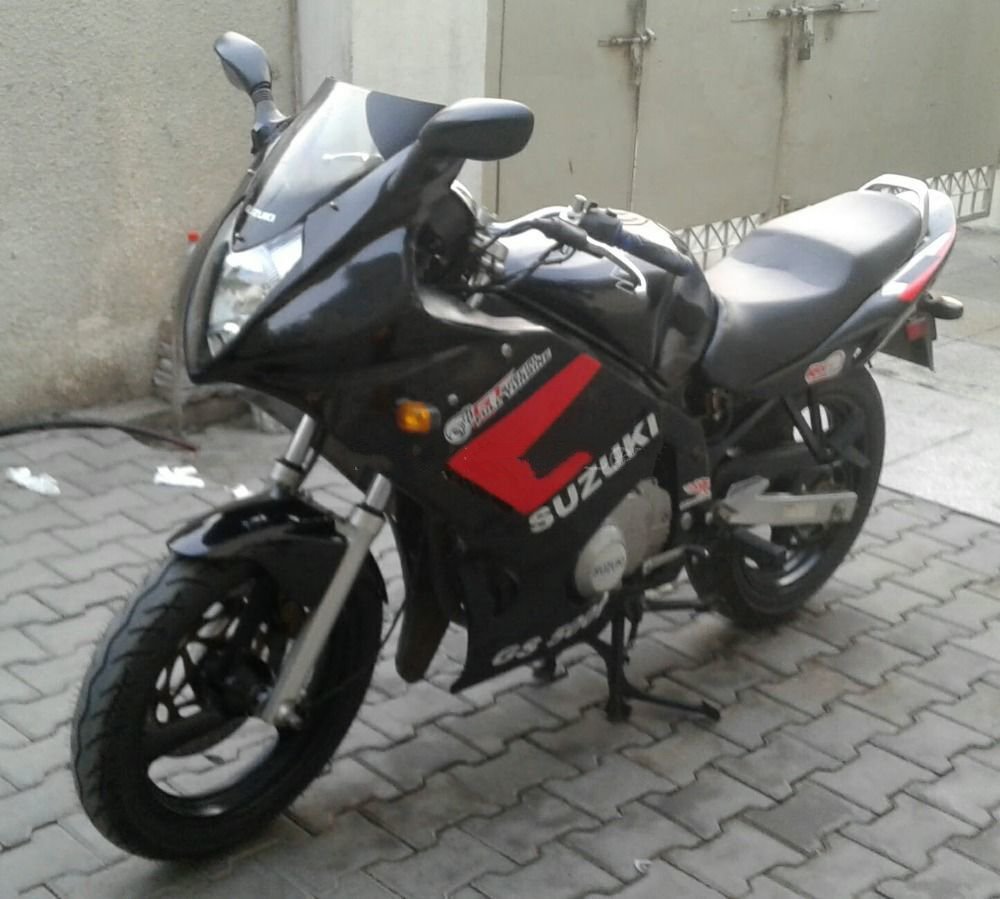 Suzuki GS500F 2006 Suzuki GS500F 2006
