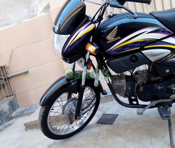 Honda CD 100  2015