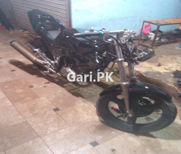 Ravi PIAGGIO STORM 125  2011