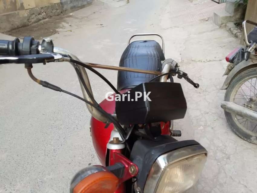Honda CD 70 2010 Honda CD 70 2010