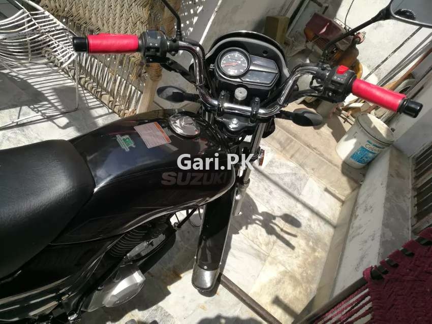 Suzuki GS 150  2020