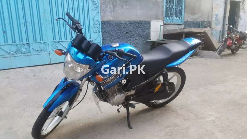 Yamaha YBR 125  2015