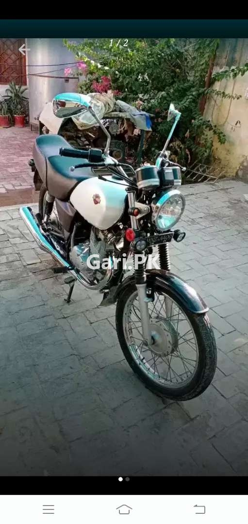 Suzuki GS 150  2014