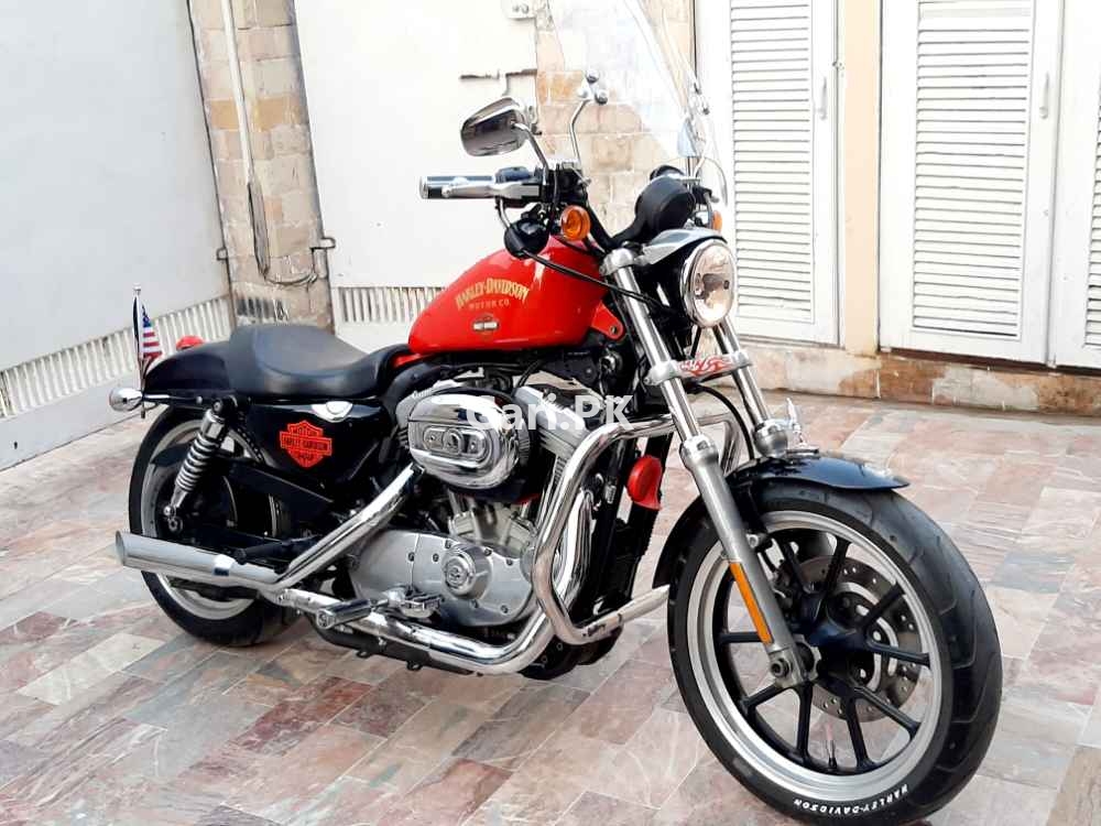 Harley Davidson 883 Low  2011