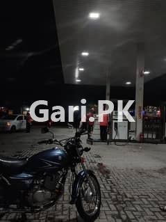Suzuki GS 150 2013 Suzuki GS 150 2013