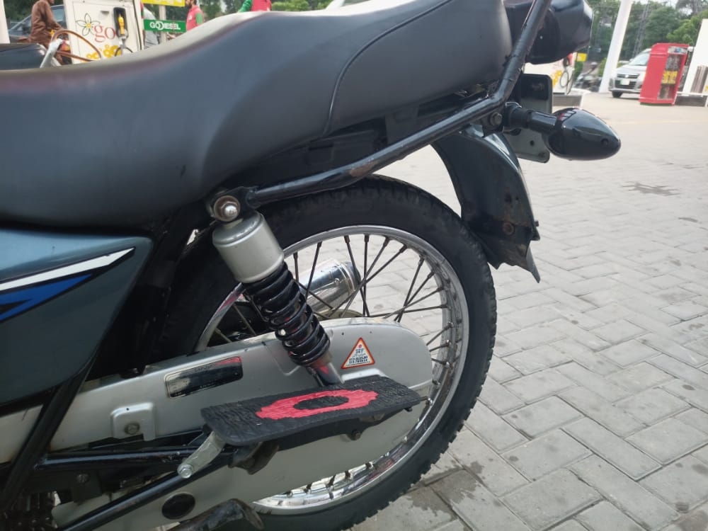 Suzuki GS 150 2015 Suzuki GS 150 2015