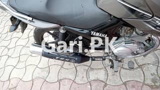 Yamaha YBR 125  2016