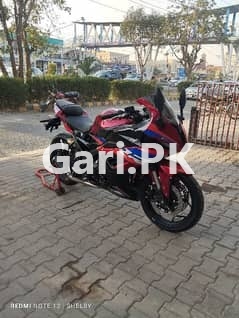 BMW S1000RR 2024 BMW S1000RR 2024