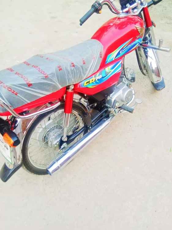 Honda CD 70  2024