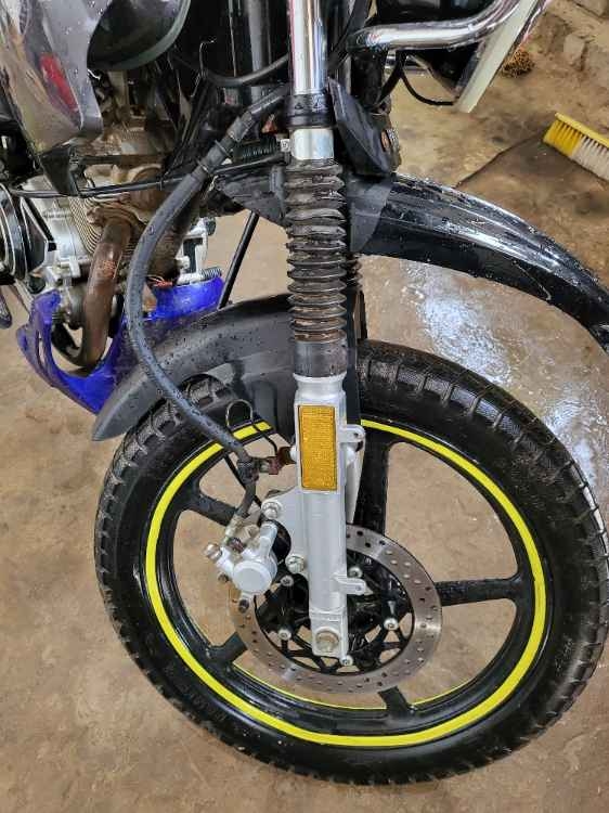 Yamaha YBR 125G  2023