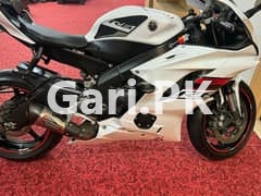 Yamaha YZF R6  2019