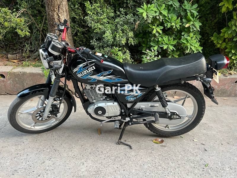Suzuki GS 150 SE  2022