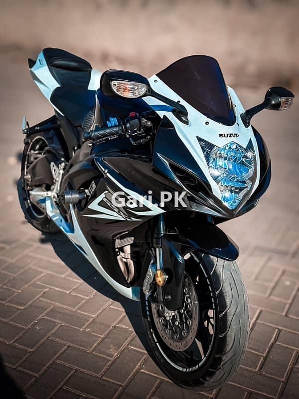 Suzuki GSX R600  2014