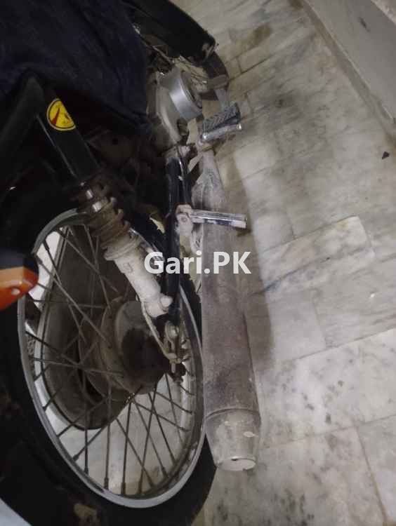 Unique UD 70 2018 Unique UD 70 2018