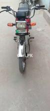 Honda CD 70 2013 for Sale in Lahore