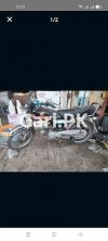 Honda CD 70 2012 for Sale in Lahore