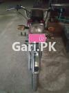 Honda CD 70 2013 for Sale in Lahore