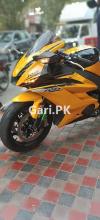 Yamaha YZF R6S  2025