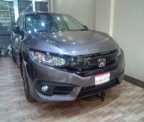 Honda Civic 1.8 i-VTEC CVT 2017