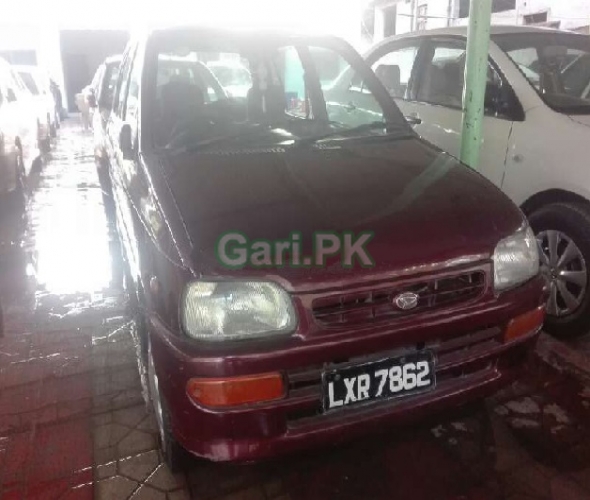 Daihatsu Cuore CX 2001