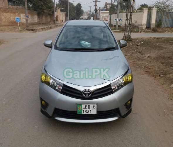 Toyota Corolla GLi 1.3 VVTi 2015