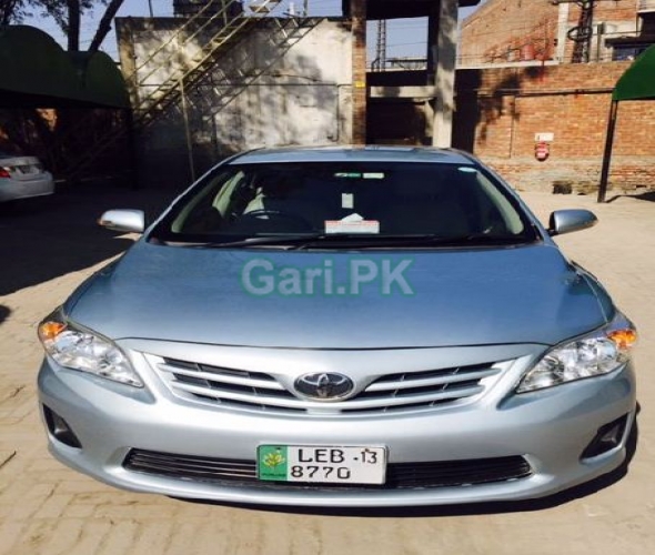 Toyota Corolla GLi 1.3 VVTi 2013