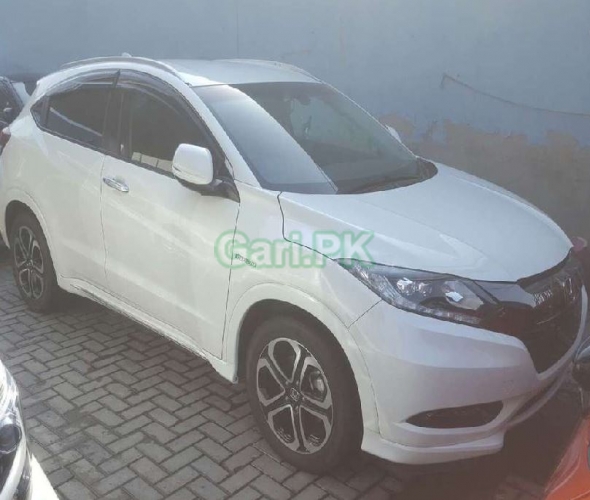 Honda Vezel Hybrid RS  Sensing 2016