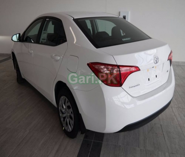 Toyota Corolla XLi VVTi 2017