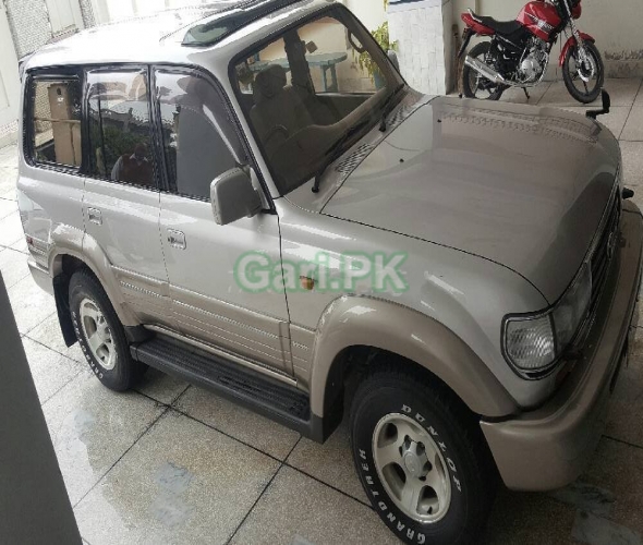 Toyota Land Cruiser AX 2009