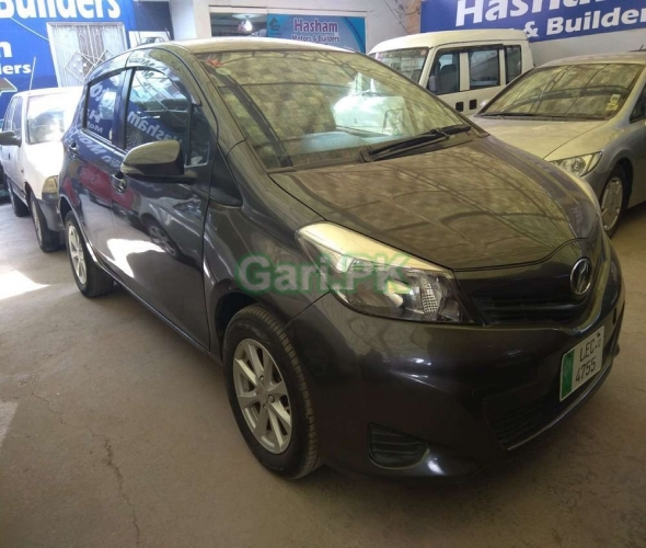 Toyota Vitz U 1.0 2011