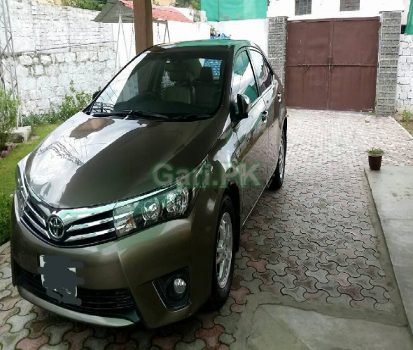 Toyota Corolla Altis SR Cruisetronic 1.8 2014