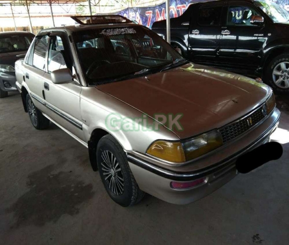 Toyota Corolla SE Limited 1990