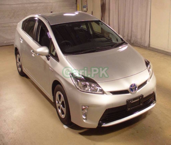 Toyota Prius G Touring Selection 1.8 2014