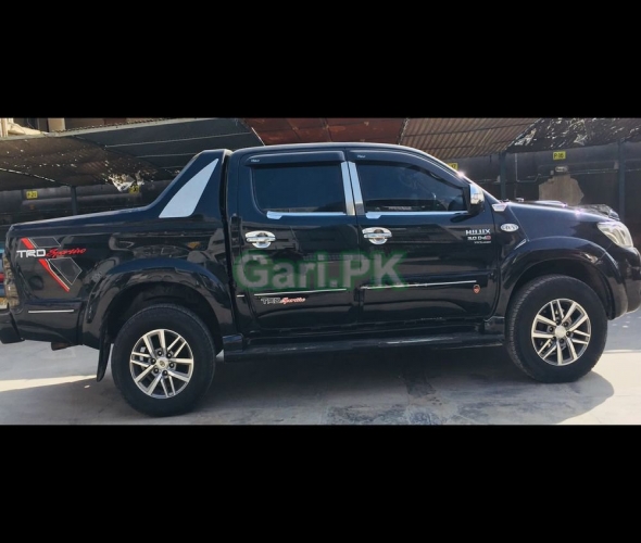 Toyota Hilux Vigo G 2012