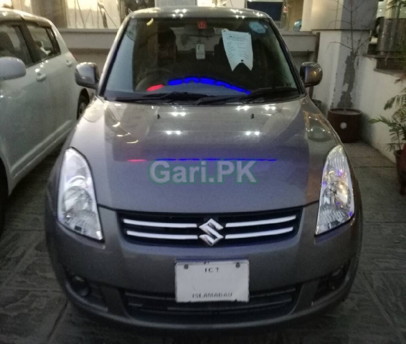 Suzuki Swift DLX Automatic 1.3 2012