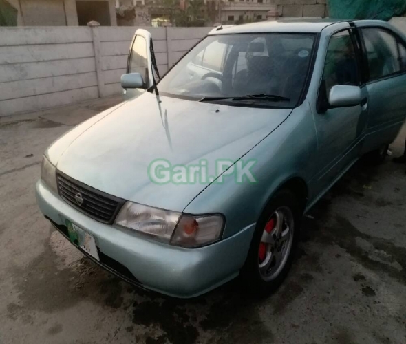 Nissan Sunny EX Saloon 1.6 1997