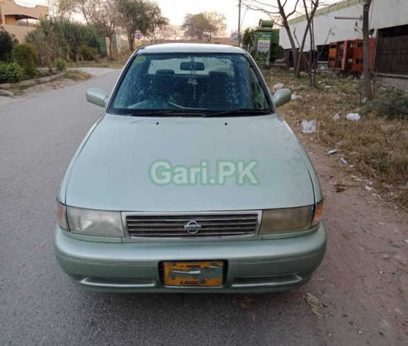 Nissan Sunny EX Saloon 1.3 CNG 1992