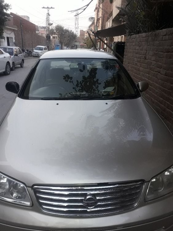 Nissan Sunny EX Saloon Automatic 1.6 2007