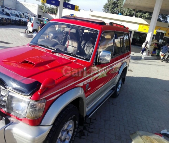 Mitsubishi Pajero  1994