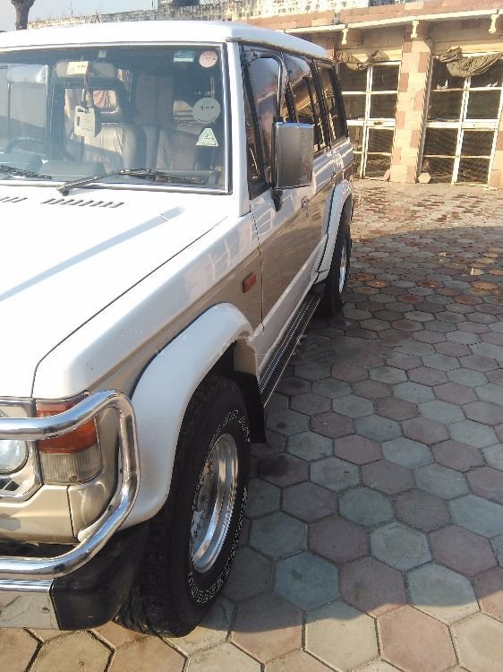 Mitsubishi Pajero Exceed 2.5D 1990