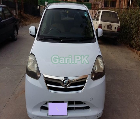 Daihatsu Mira L 2012