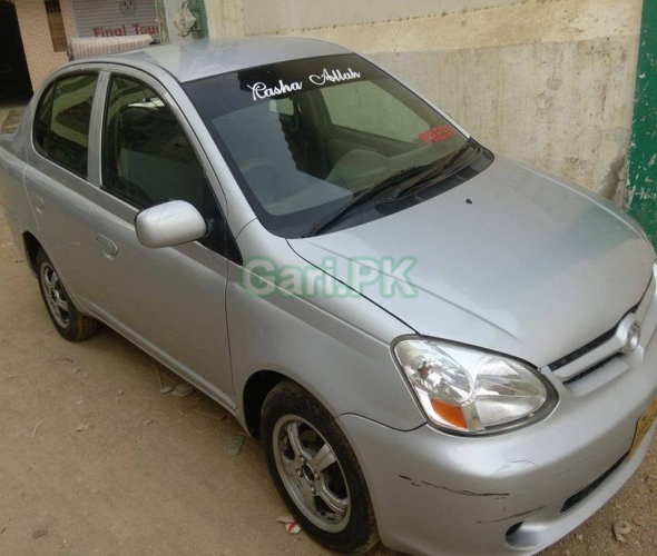 Toyota Platz F 1.0 2007