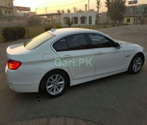 BMW 5 Series 520d 2011