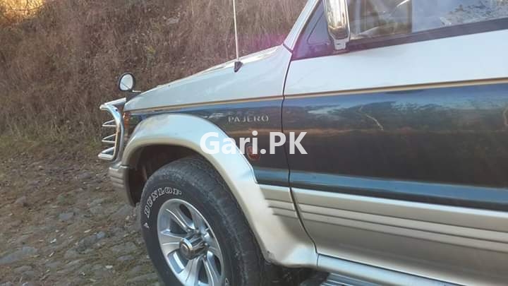 Mitsubishi Pajero Exceed 2.8D 1993