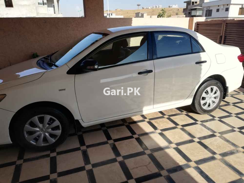 Toyota Corolla XLi VVTi 2011